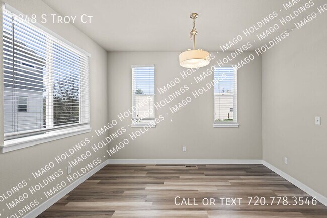 Building Photo - 2348 S Troy Ct