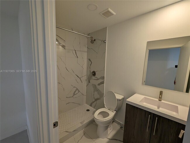 Building Photo - 26124 SW 146th Ave