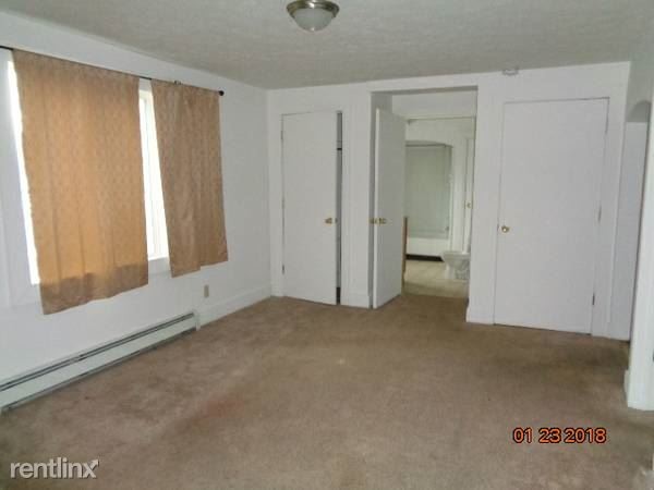 Building Photo - 3 br, 1 bath House - 356 Mercer Ave