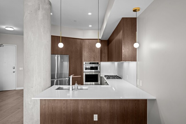 Building Photo - 4200 W 17th Ave
