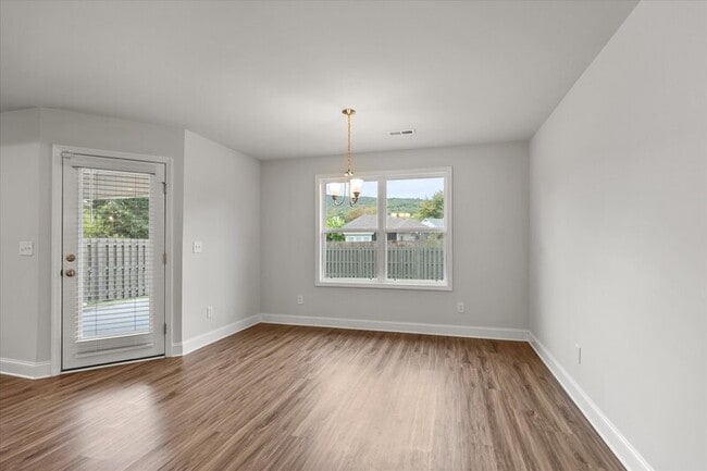 Building Photo - 6027 Thorntons Way Cir NW