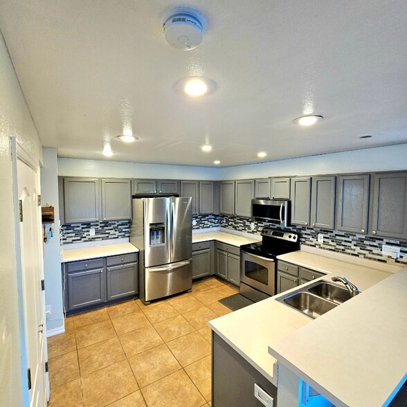 Building Photo - 4905 Copen Dr