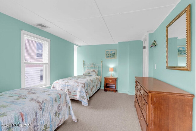 Building Photo - 202 9th Ave