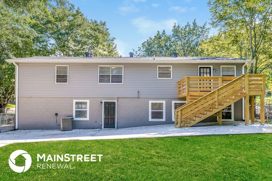 Building Photo - 3814 Mars Ave