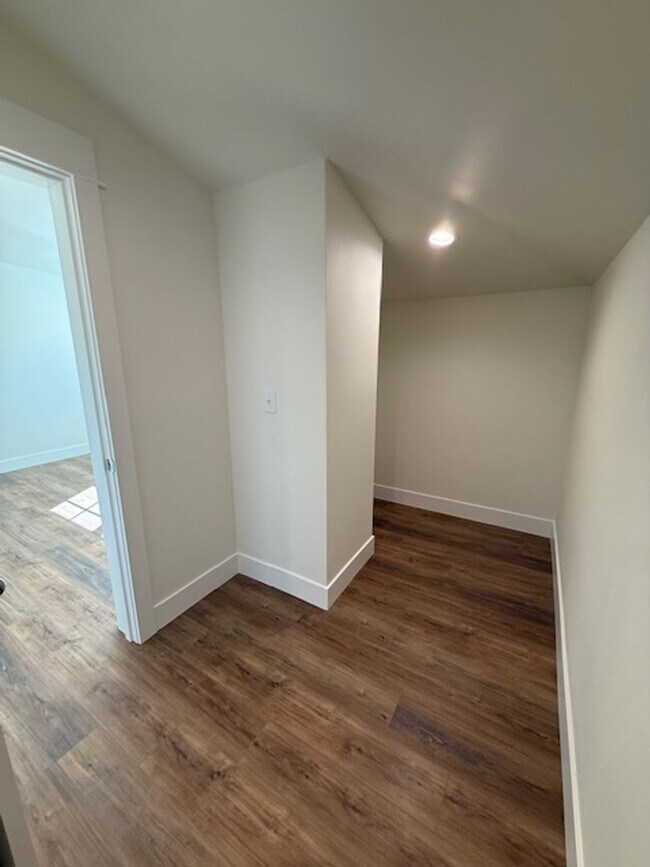 Building Photo - New Construction 4-bedroom 4 Bath Dundee O...
