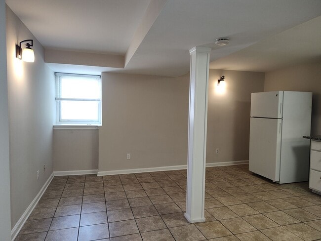 Building Photo - Recently renovated 2-bedroom Duplex in LoSo!