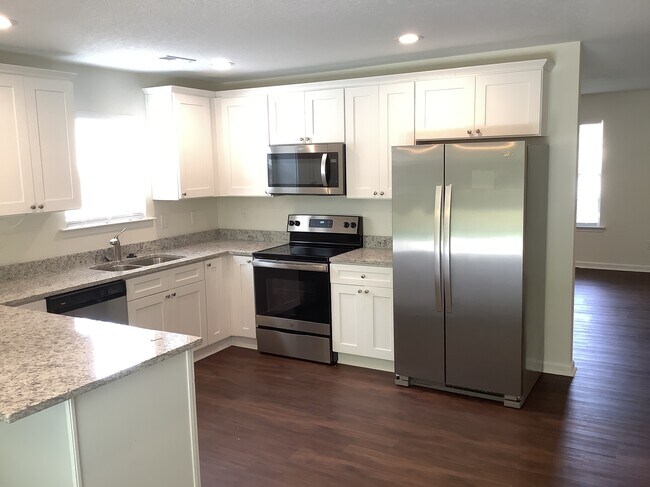 Building Photo - 6 Vista Rose Ct