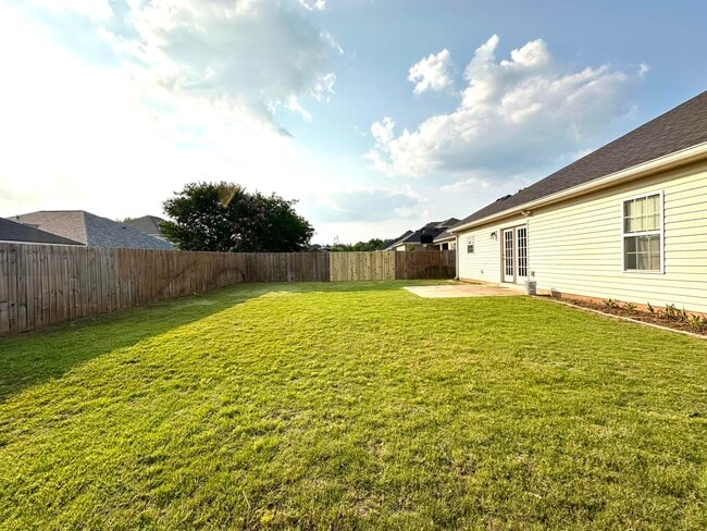 Building Photo - 960 Watermark Dr