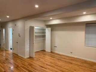 Building Photo - 1634 N Winchester Ave