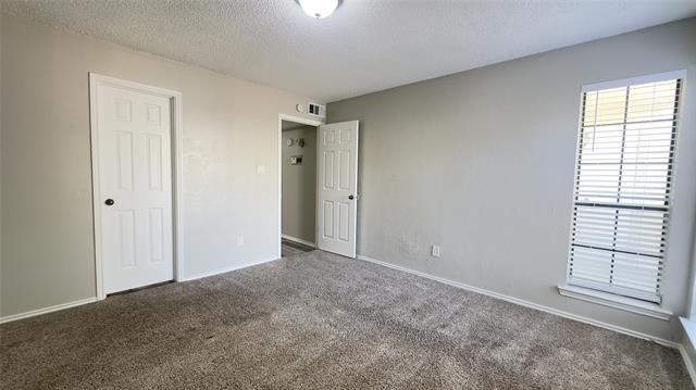 Building Photo - 9601 Forest Ln