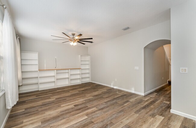 Building Photo - 764 Dryden Cir
