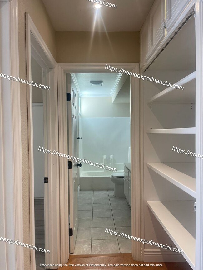 Building Photo - Nice House For Rent