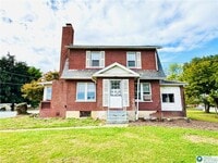 Building Photo - 2619 Broad St