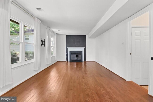 Building Photo - 6508 Elk Ct