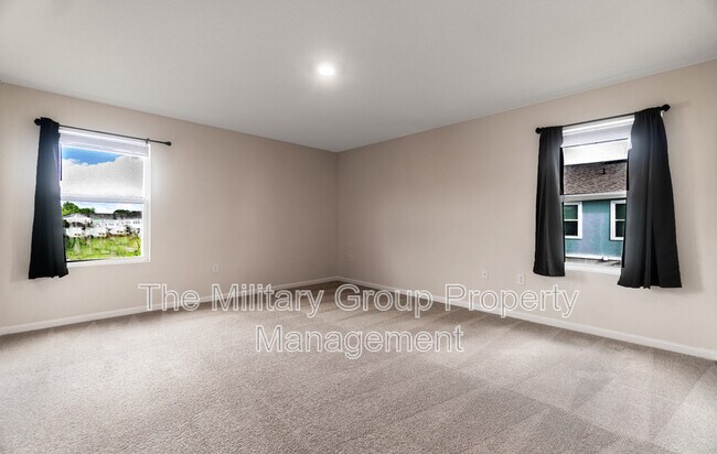 Building Photo - 958 Observatory Pkwy