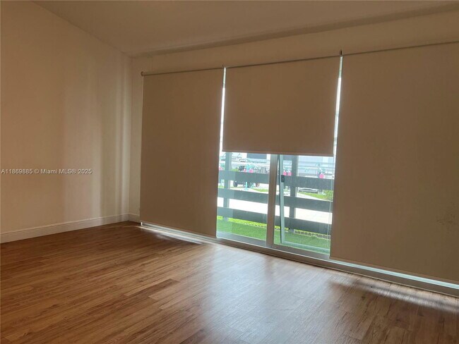 Building Photo - 7133 SW 109th Ct