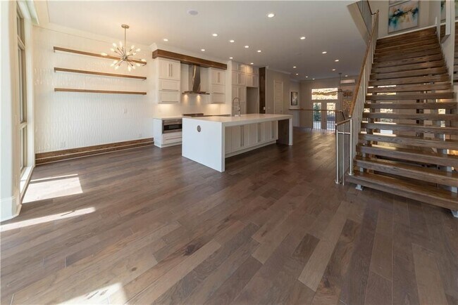 Building Photo - 172 Oxbo Rd