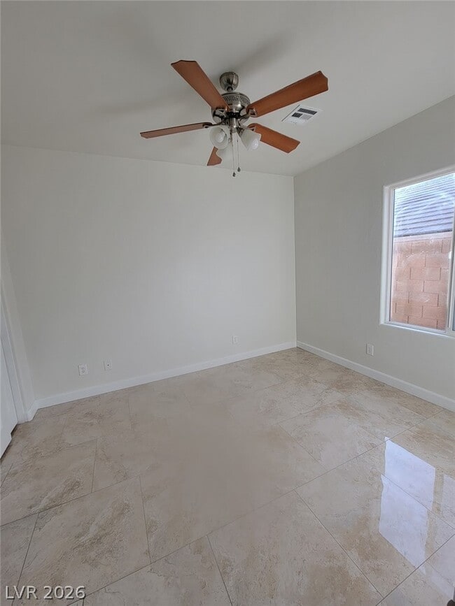 Building Photo - 2659 Lochleven Way