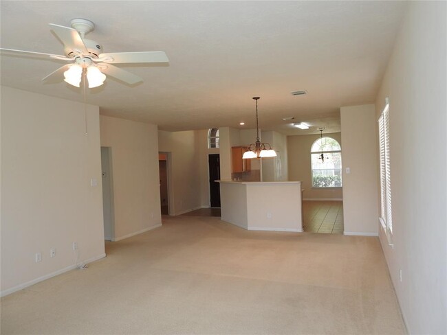 Building Photo - 2034 Monarch Hollow Ln