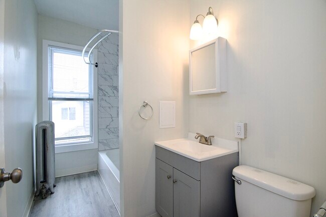 Building Photo - 58 Howes St