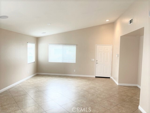 Building Photo - 5220 Holstein St