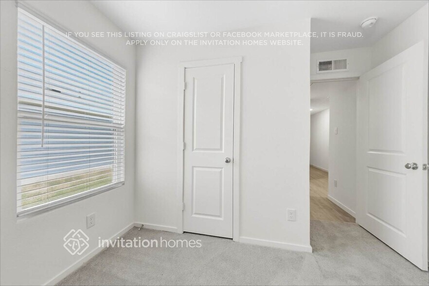 Building Photo - 5121 Hidden Treasure Ln