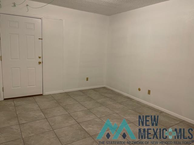 Building Photo - 1421 S Tennyson Dr