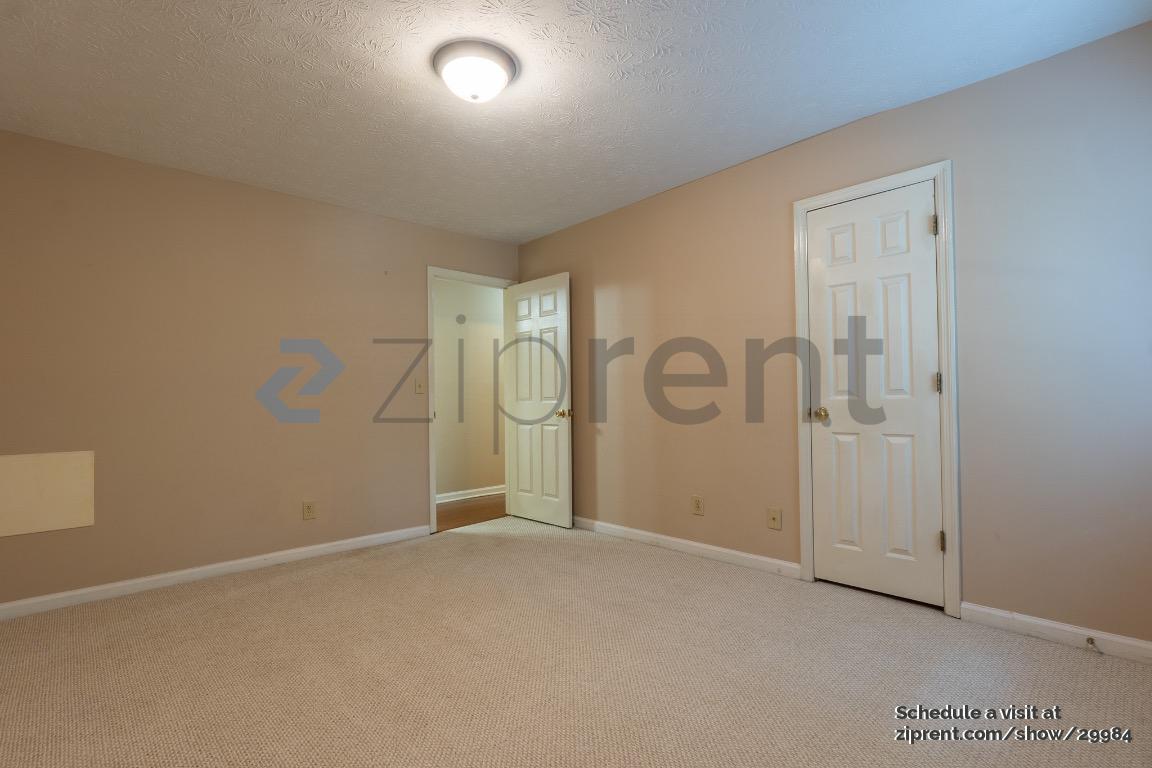 Building Photo - 125 Pine Top Ct