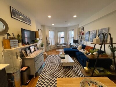Building Photo - 275 Newbury St