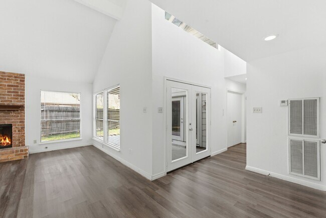 Building Photo - 506 Willow Wisp Cir