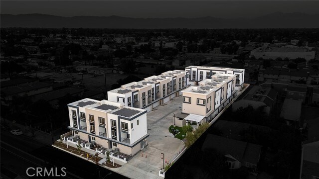 Building Photo - 9613 Juniper Ave
