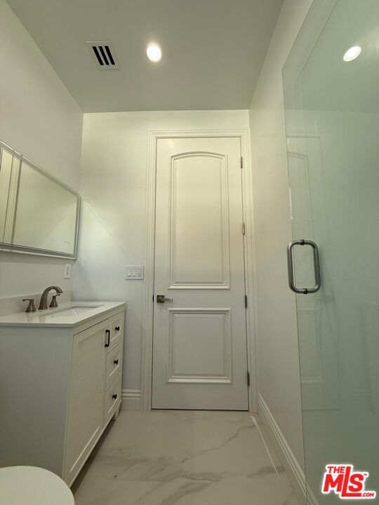 Building Photo - 6717 Sunnyslope Ave