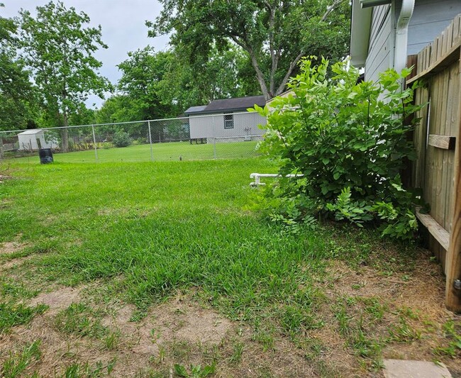 Building Photo - 7910 Carrie Ln