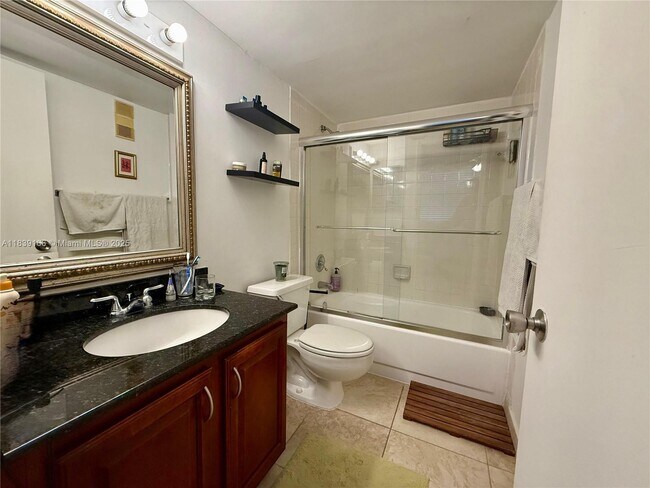 Building Photo - 770 Claughton Island Dr