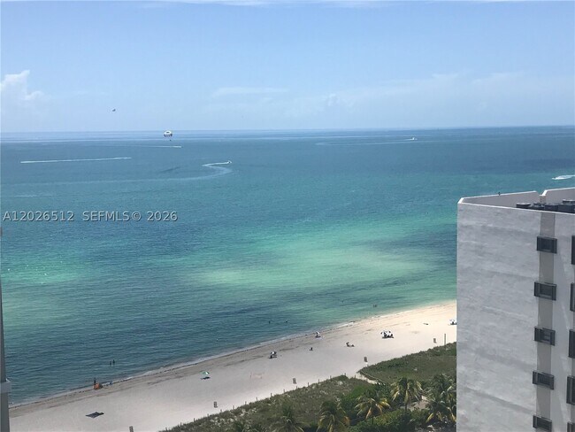 Building Photo - 2655 Collins Ave