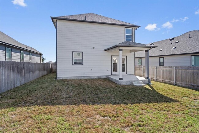 Building Photo - 213 Sweet Autumn Dr