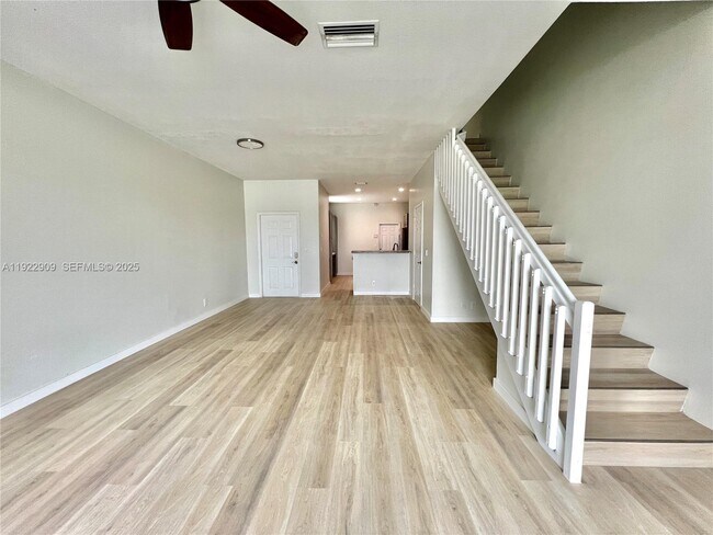 Building Photo - 1816 Salerno Cir