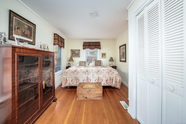 Building Photo - 58 Sill Ln