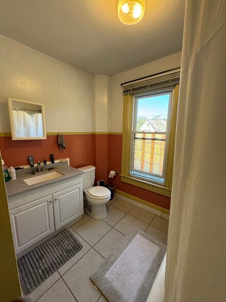 Tile floor, large - 439 W Loveland Ave
