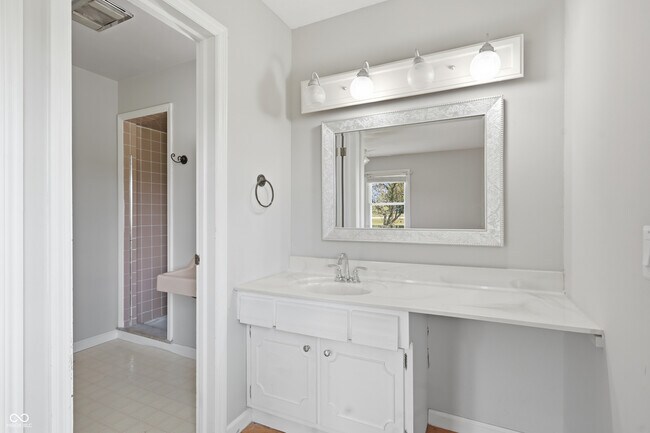 Building Photo - 1041 US-421