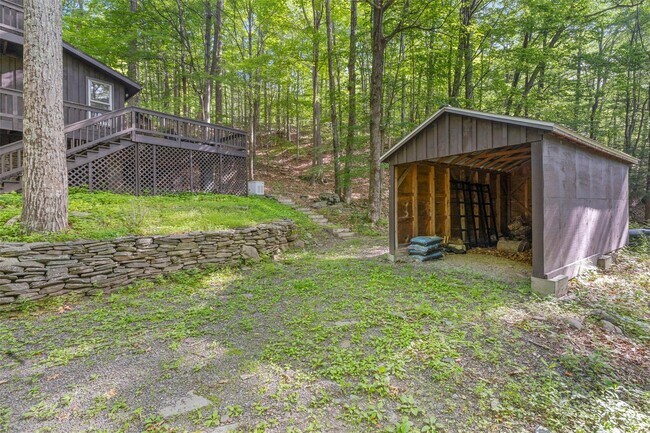 Building Photo - 273 Grog Kill Rd