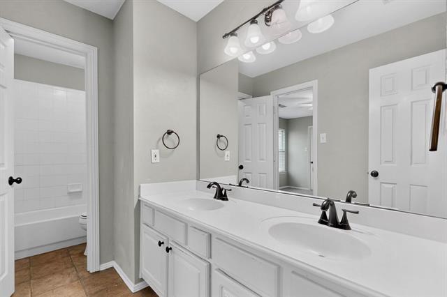 Building Photo - 2909 Moss Creek Ct