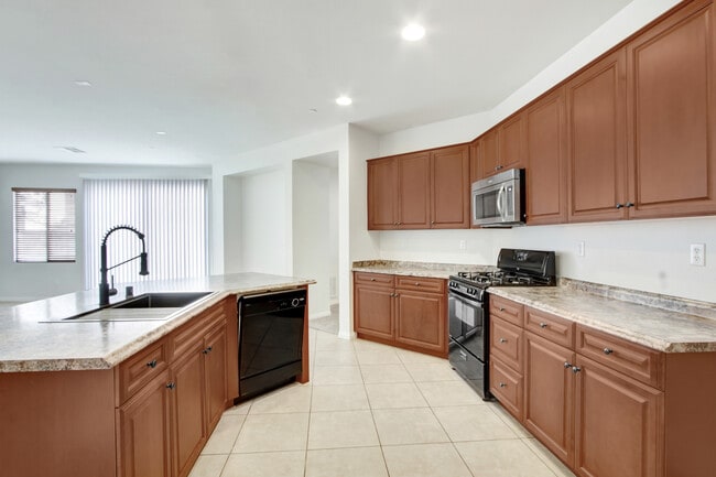 Building Photo - 5428 Novara Ave