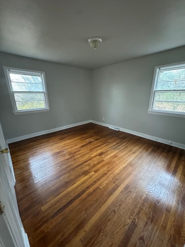 Building Photo - 1408 NW Downing St