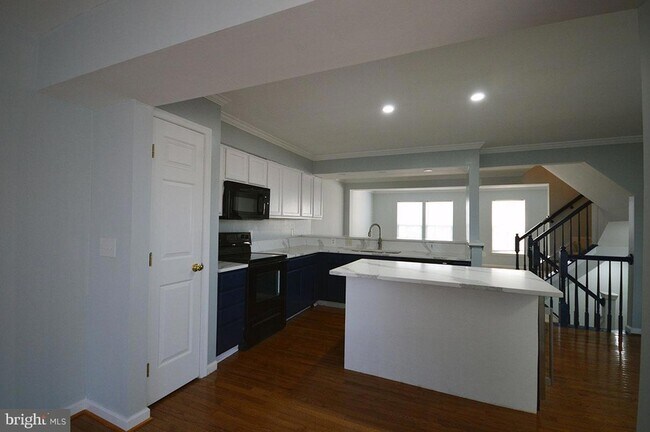 Building Photo - 106 Cagney Terrace SE