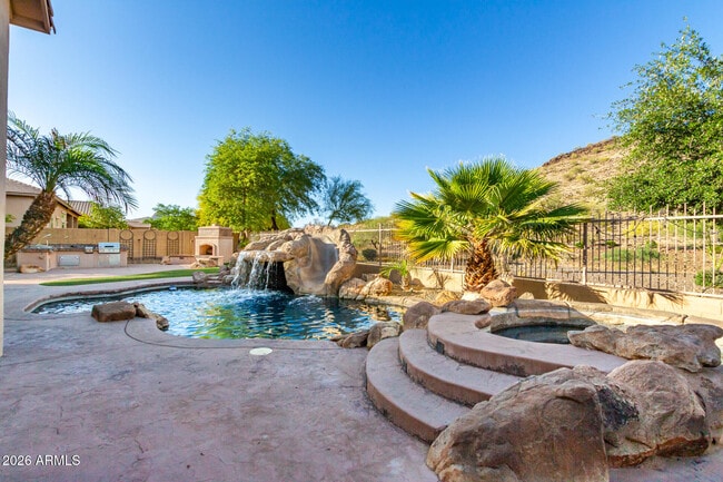 Building Photo - 25905 N 49th Ln