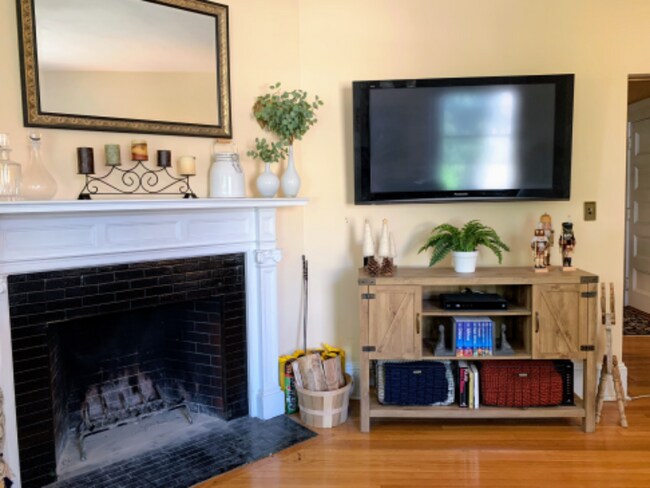 Building Photo - 9 Braemore Rd