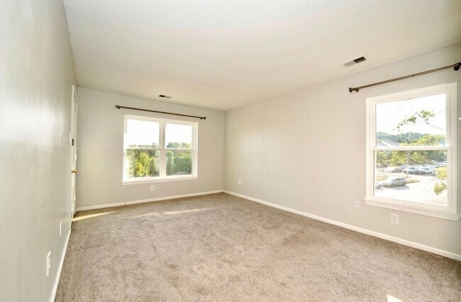 Building Photo - Halethorpe, MD