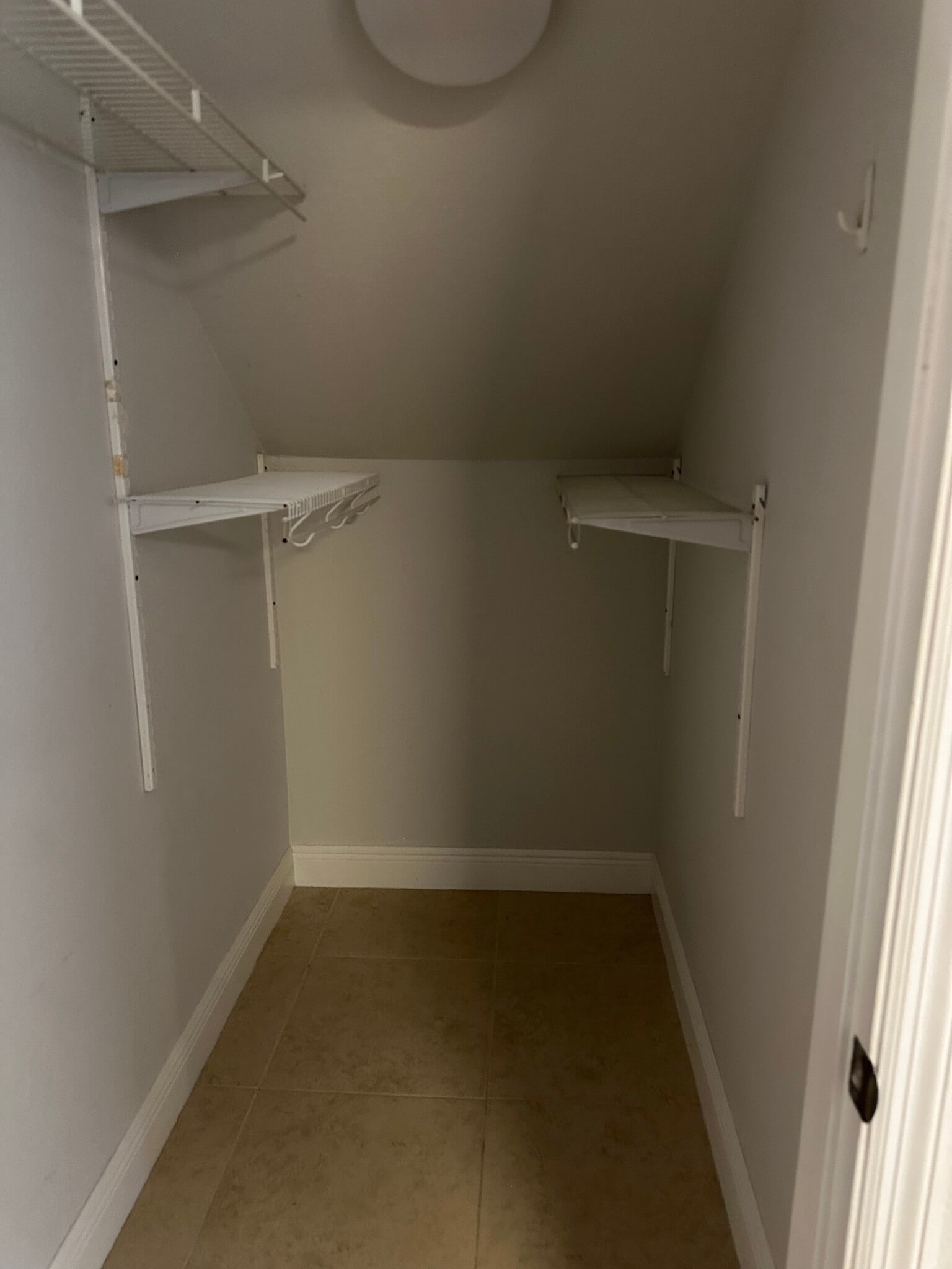 Closet - 7405 Vista Way