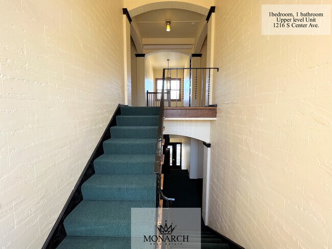 Building Photo - 1216 S Center Ave